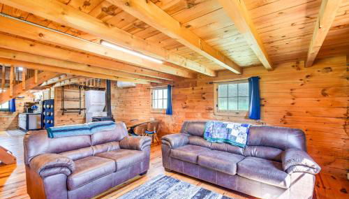 Bellevue Log Cabin with Gas Grill and Creek Access - Foto 4