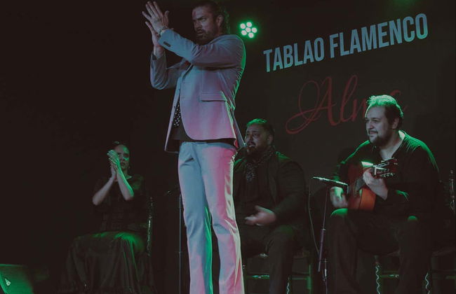 Espectáculo flamenco en el tablao Alma - Foto 12