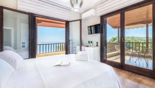 Iconic PRIVE beachfront villa Mola Kaliva - Foto 5