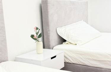 Moderne, neu möblierte Wohnung in zentraler Lage - Foto 5