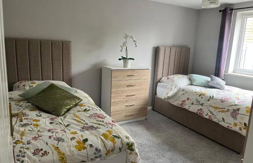 Oberon's Rest - Spacious 2 Bed Home perfect for Contractors & Families near Shipley, Bradford - Foto 8