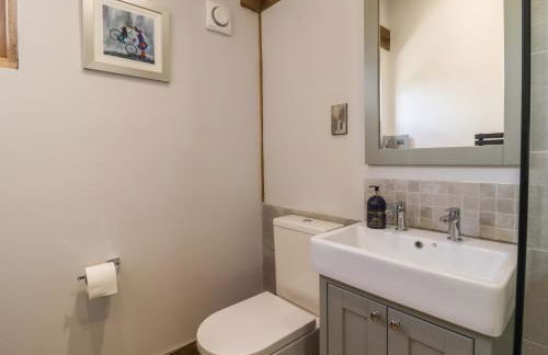 Ulverston House Annex - Photo 14