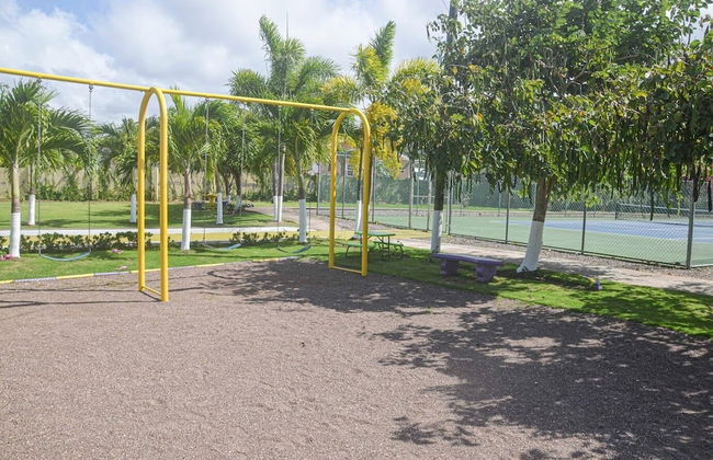 HAPPY HOLIDAYS at Drax Hall Country Club - Foto 33