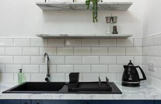 The Stylish 3-Bedroom Maisonette Retreat - Photo 20