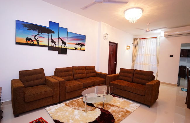 Amazing Alexandra Apartment - Photo 12