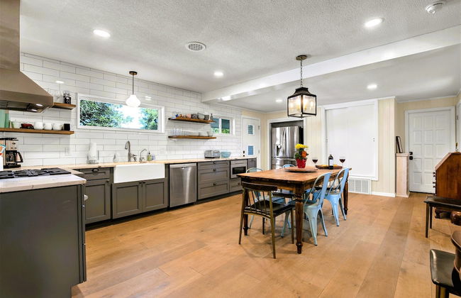 Luxury Cabin-right Across From Albert Dance Hall! - Foto 8