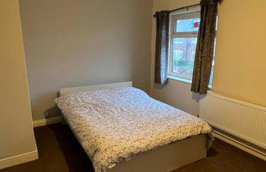 Cozy 2 Bedroom Home in Hucknall, Perfect for a Relaxing Getaway - Foto 11