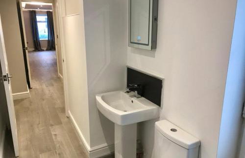 Barrow Centre Stylish 1 Bed flat - Photo 3