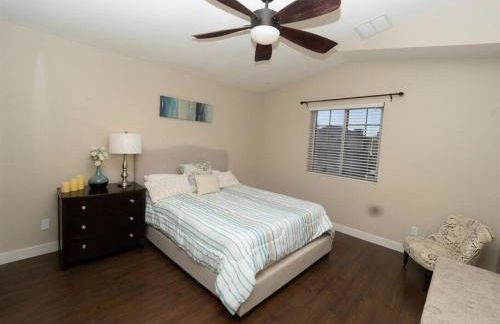 Spacious house with pool heater, hot tub, billiards - Foto 20