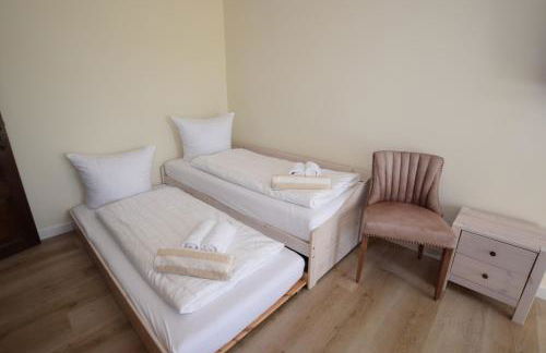 Landhaus Hideaway mit Aussenpool, Sauna und Kamin - Foto 45