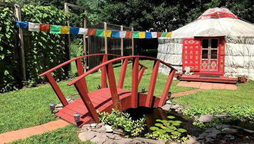 Authentic Mongolian Yurt for a Serene Healing Retreat in Saratoga Springs, New York - Foto 1, Garden view