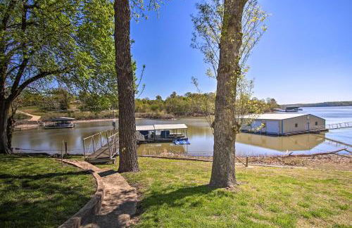 Idyllic Afton Getaway with Dock and Grand Lake Access! - Foto 11