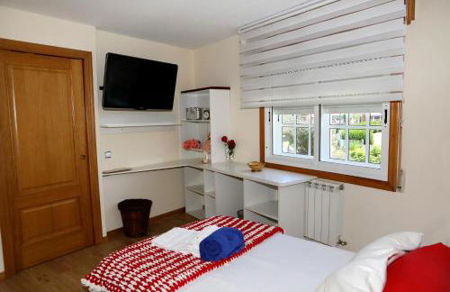 Casa familiar cerca de playa América - Foto 26