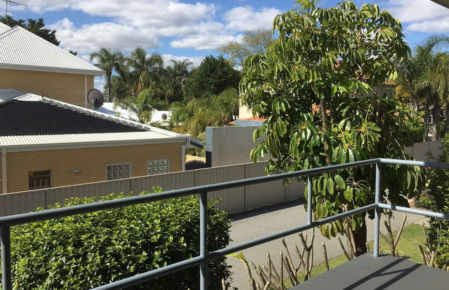 Applecross Village Apartment - Photo 38