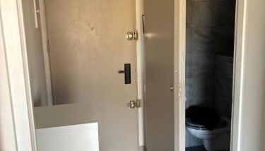 Studio lumineux et élégant - parking gratuit - Foto 5