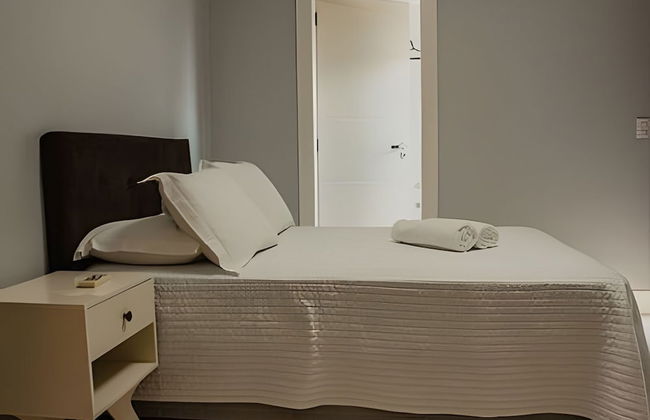 Casa com piscina 5 suites 1 quarto e AC - Photo 35