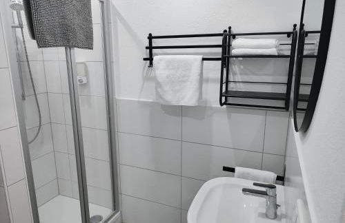 Bruchsal Business Apartment - Schreibtisch - Smart-TV - Foto 11