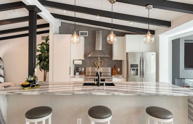 Luxury Waterfront Home w/ Pool, Hot Tub & Dock Near Las Olas Gulfstream - Foto 12