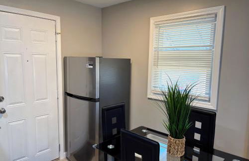 Your Cozy Home Away From Home king bed, parking - Foto 3