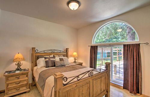 Serene South Bend Family Escape Dogs Welcome - Photo 11