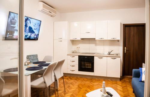 Apartment Pebbles - With Jacuzzi - Photo 21