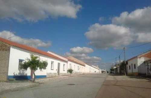 A Casa do Mestre Lau - no coração do Alentejo - Foto 38