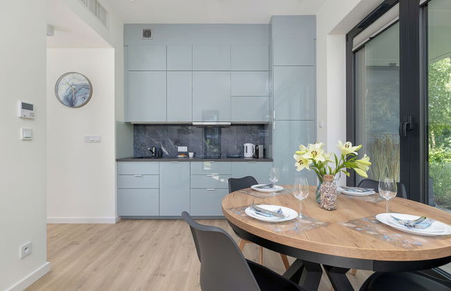 Shellter Apartment by Renters Prestige - Photo 13