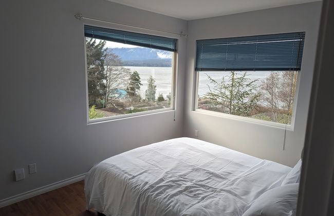 Cliff Haven on the Bay - Photo 2