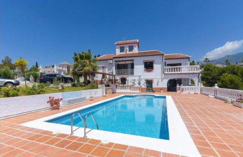 Villa Aroha - Huge Villa, Sea Views & 2 pools - Foto 70