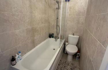 Clapham South - Large 1 Bed Penthouse - Photo 8