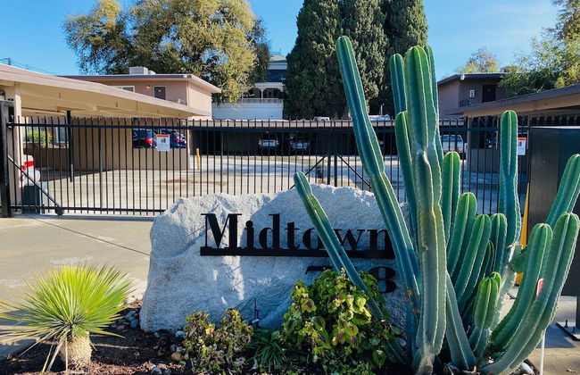 Longer Stay for Travelers Blocks from Hospital and Downtown Security Gates - Foto 49