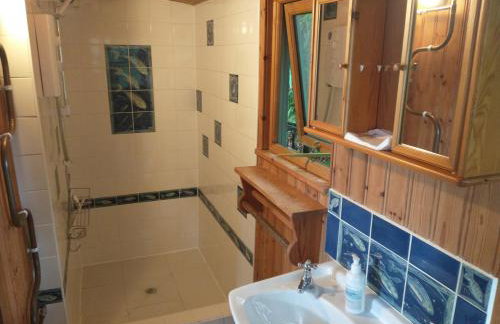 The Sharpham Boat House - Photo 23