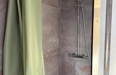 WG-Zimmer-Monteurzimmer-Ferienwohnung bis 10 Personen - Foto 27