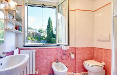 3 Bedroom Gorgeous Apartment In Zoagli - Foto 28