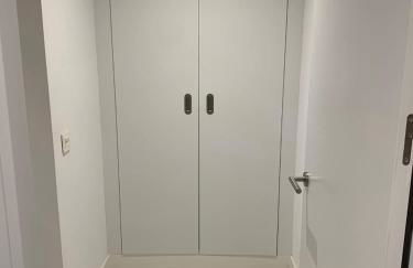 Modern & cozy 1 bedroom apartment in Malasaña - Photo 9