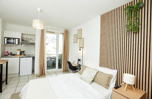 Le Chic Urbain - Hôpitaux Facultés - Chateau d'Ô - Free Parking - Foto 4