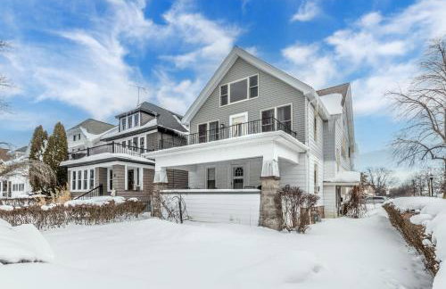 The Paradise House steps from the Heart of Hertel - Foto 28