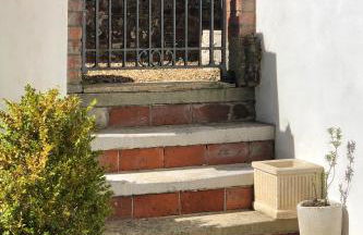 Number 42 by The Butler Collection - Foto 35