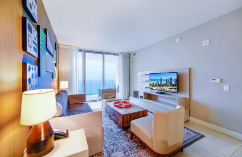 Ocean & City Views l Luxury Beachfront Condo - Photo 6