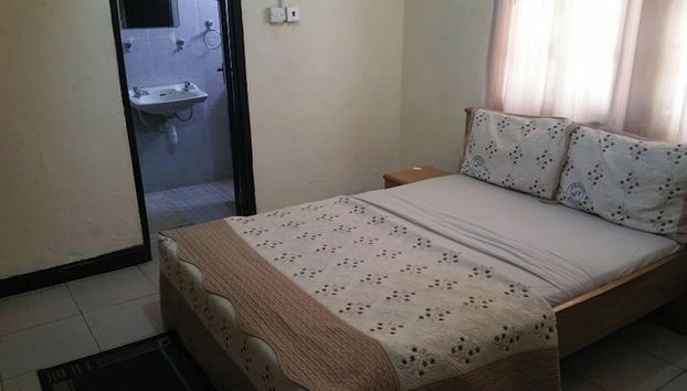 Room-single Room - Ground Floor in Accra - Foto 5, Habitación