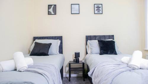 3 Bedroom House - Free Parking-Hospital-Contractors-Families - Long Stay Rates Available - Foto 3
