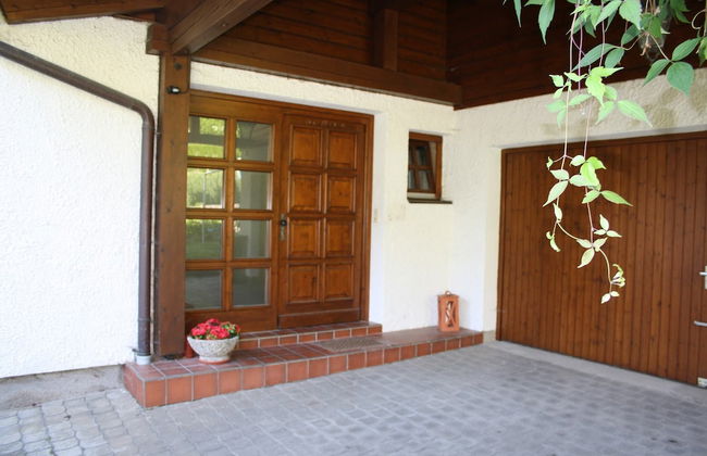 Chalet in Goldegg Near Ski Slopes - Photo 2