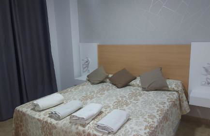 Enebrales Home - Foto 16