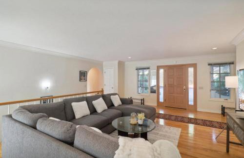 Entire Private Home with 5 Bedrooms 4 Bathrooms, 3-Acres Estate, 3000 sqft, near Winery in Fallbrook, Available Now - Foto 7