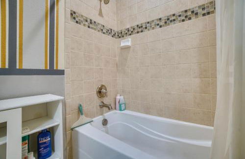 Cascade Cabin Hideaway with Views, half Mi to Lake - Foto 12