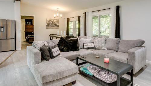 Riverfront Home with Porches and Views in Cotter! - Foto 2