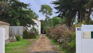 LES EMBRUNS - Photo 2