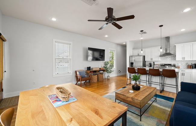 NEW Casa Fuente Ybor Bungalow Steps to 7th Ave - Foto 7