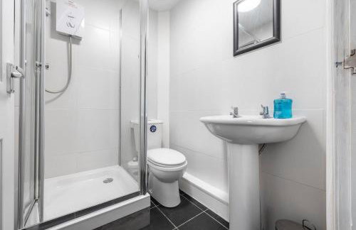 Private Ensuite Room • Parking • Sleeps 3 - Foto 5