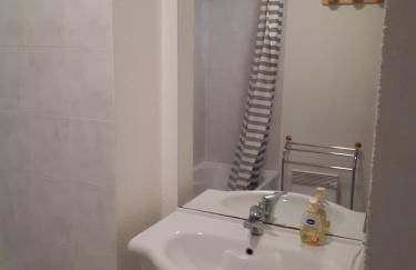 SAVINES LE LAC APPARTEMENT VUE SUR LE LAC - Photo 17